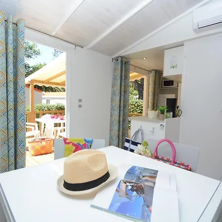 Кемпинг Parc St Parc Montana 4*